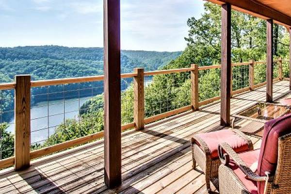 Center Hill Cabin Rentals